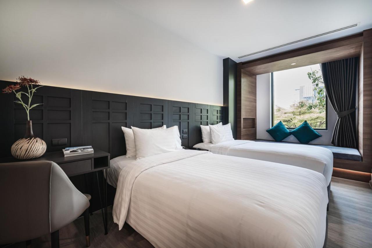Vix Bangkok At Victory Monument Hotell Exteriör bild