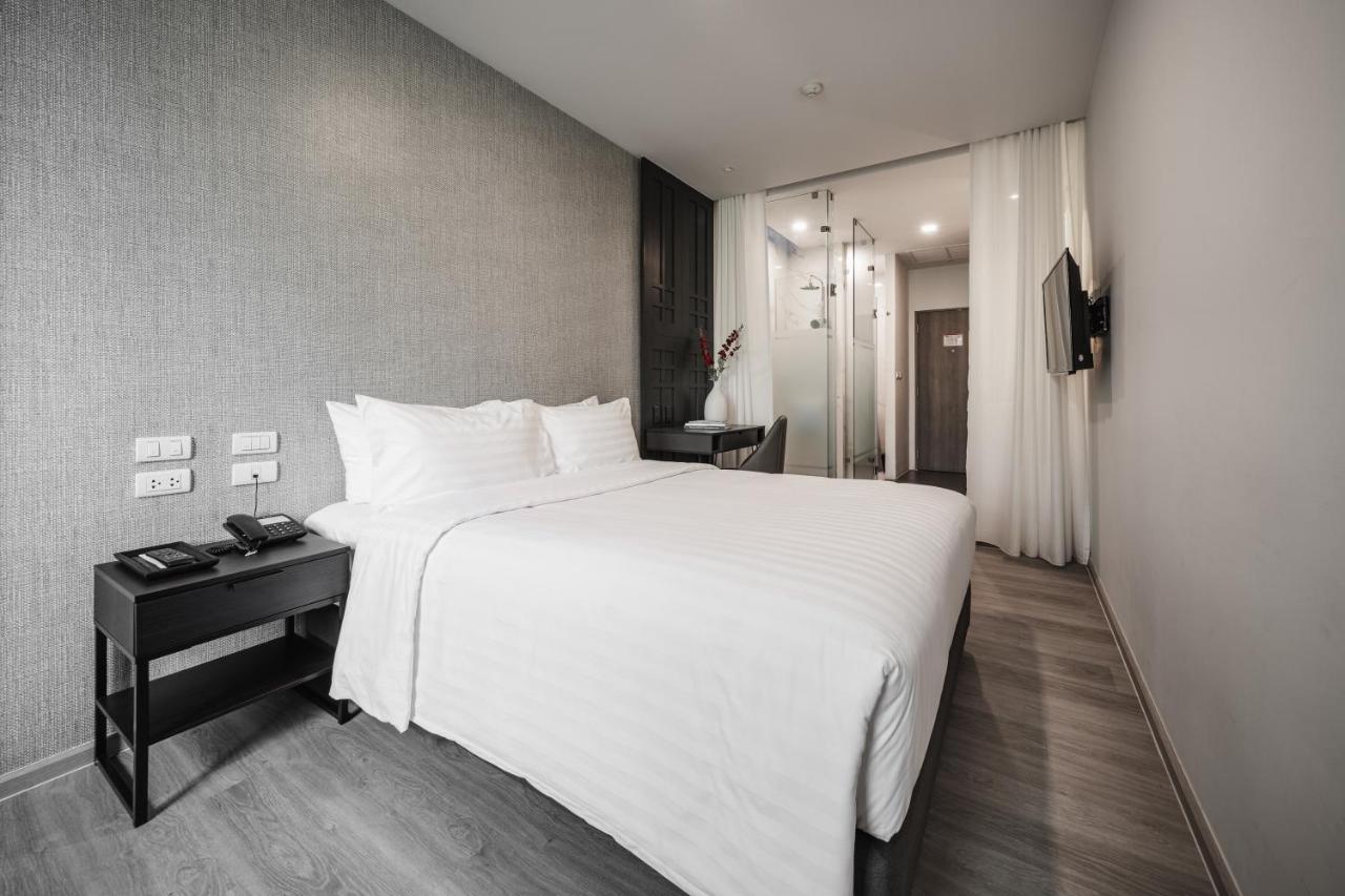 Vix Bangkok At Victory Monument Hotell Exteriör bild