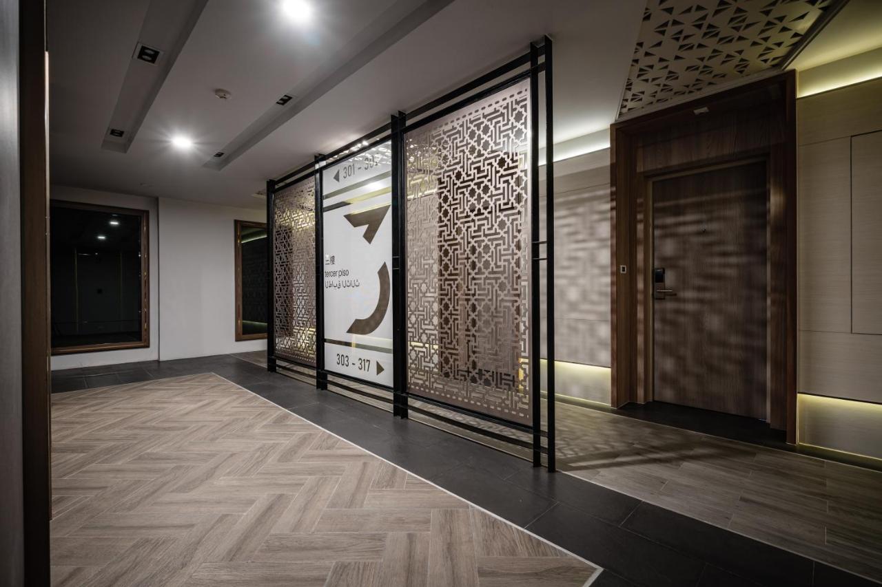 Vix Bangkok At Victory Monument Hotell Exteriör bild