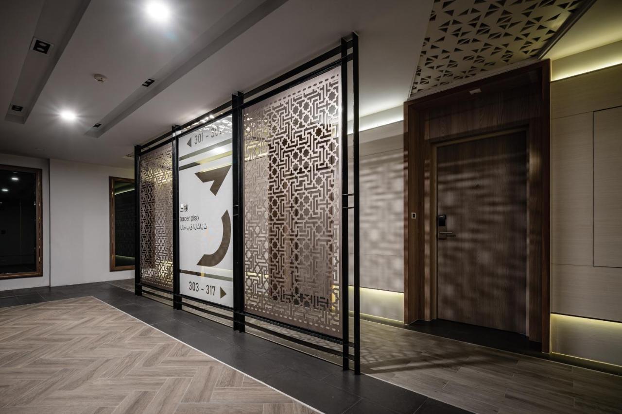 Vix Bangkok At Victory Monument Hotell Exteriör bild