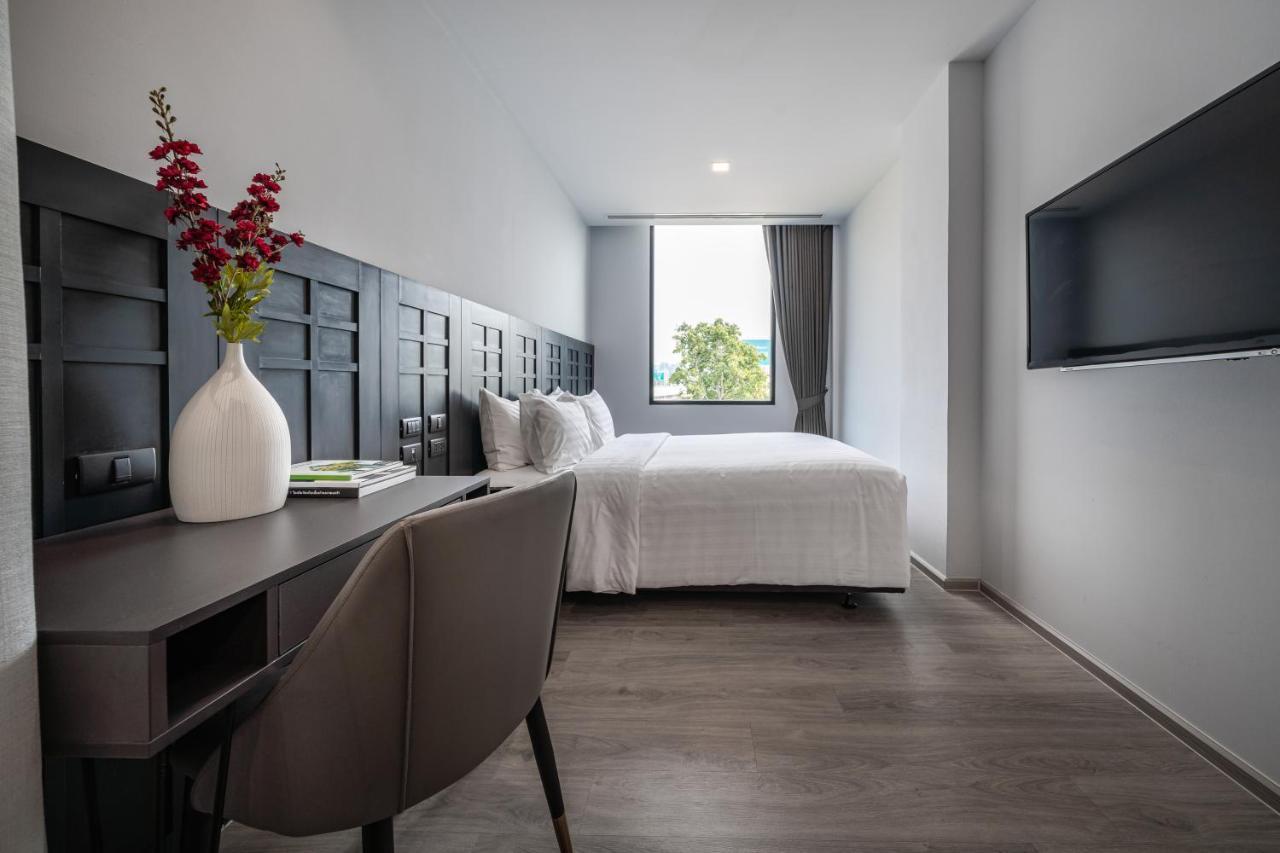 Vix Bangkok At Victory Monument Hotell Exteriör bild